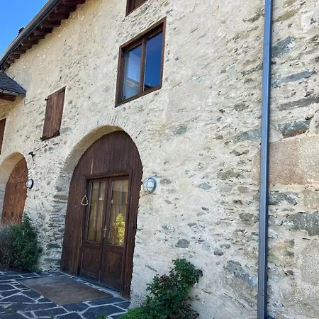 De Cerdanya I El Palauet 度假居 *